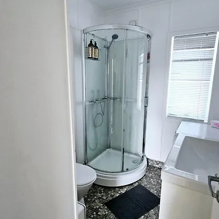 Appartement Koselig Med Balkong Og Parkering.